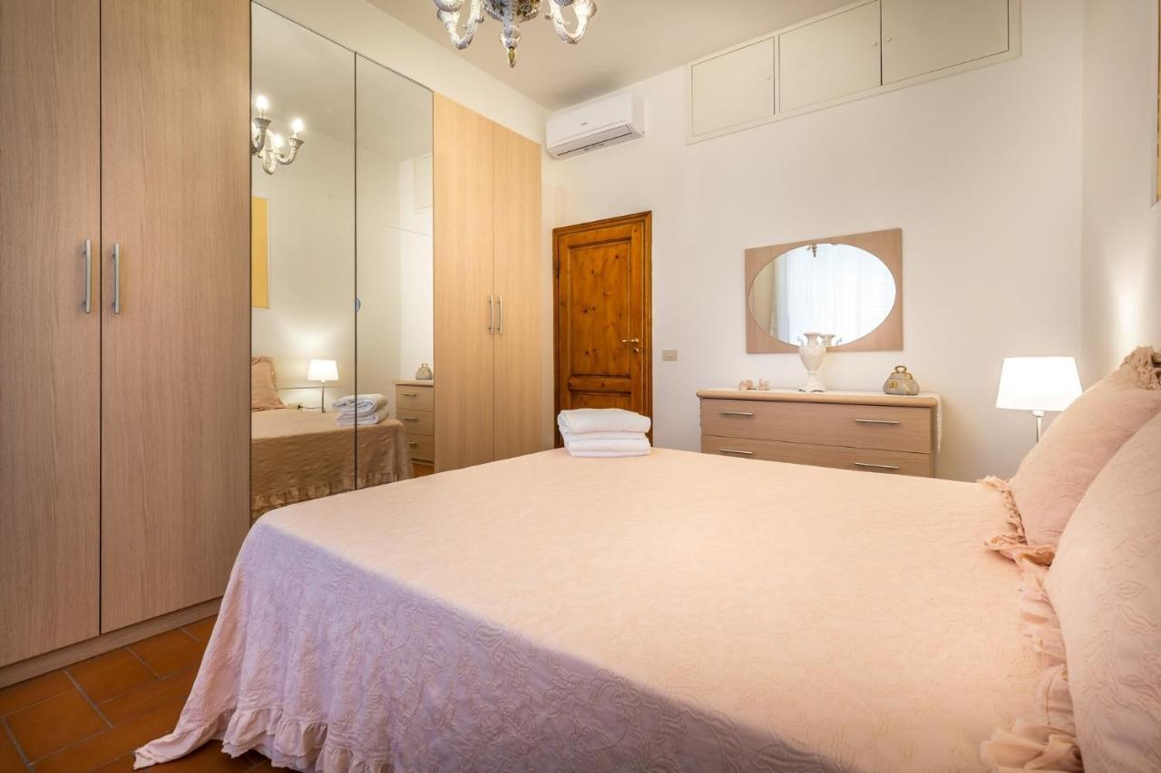 Classic Tuscany By Mmega Appartement